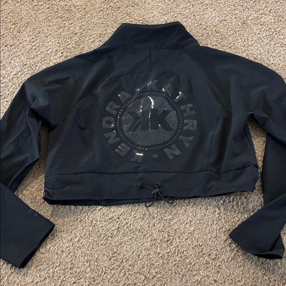 KK Kendra and Kathryn Gymshark Black crop Jacket
